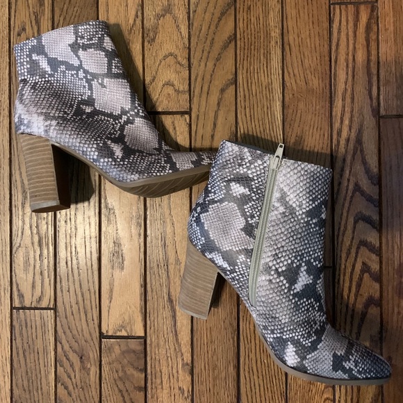 Women’s Snake Skin Bootie - Picture 2 of 3